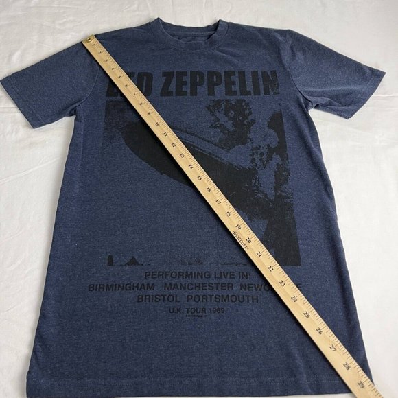 LED Zepplin U.K. Tour 1969 T-Shirt Women's Size Small Blue Graphic Cotton Blend - Picture 5 of 7